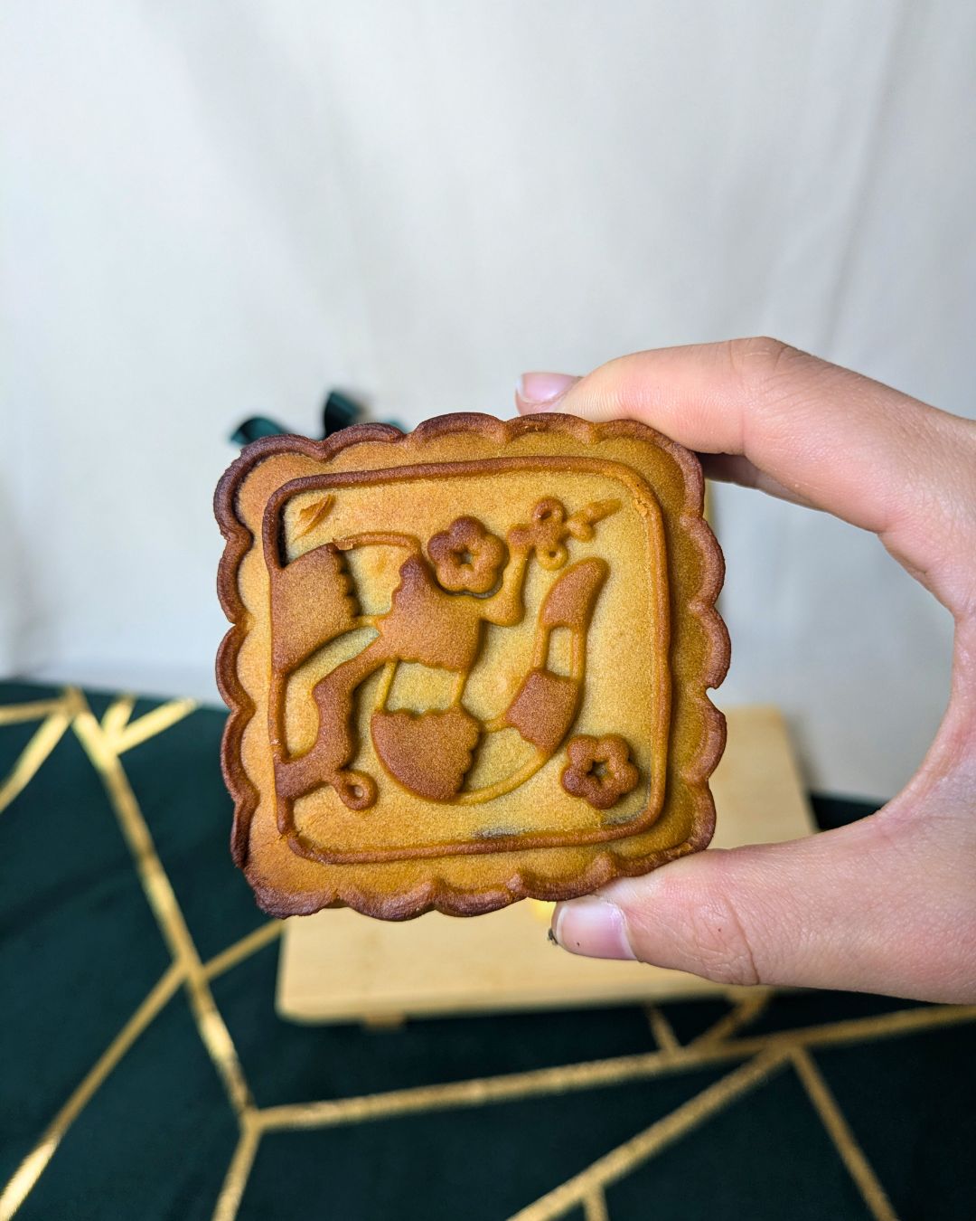 Winter Solstice Advent Calendar 2025 (8 pastries)