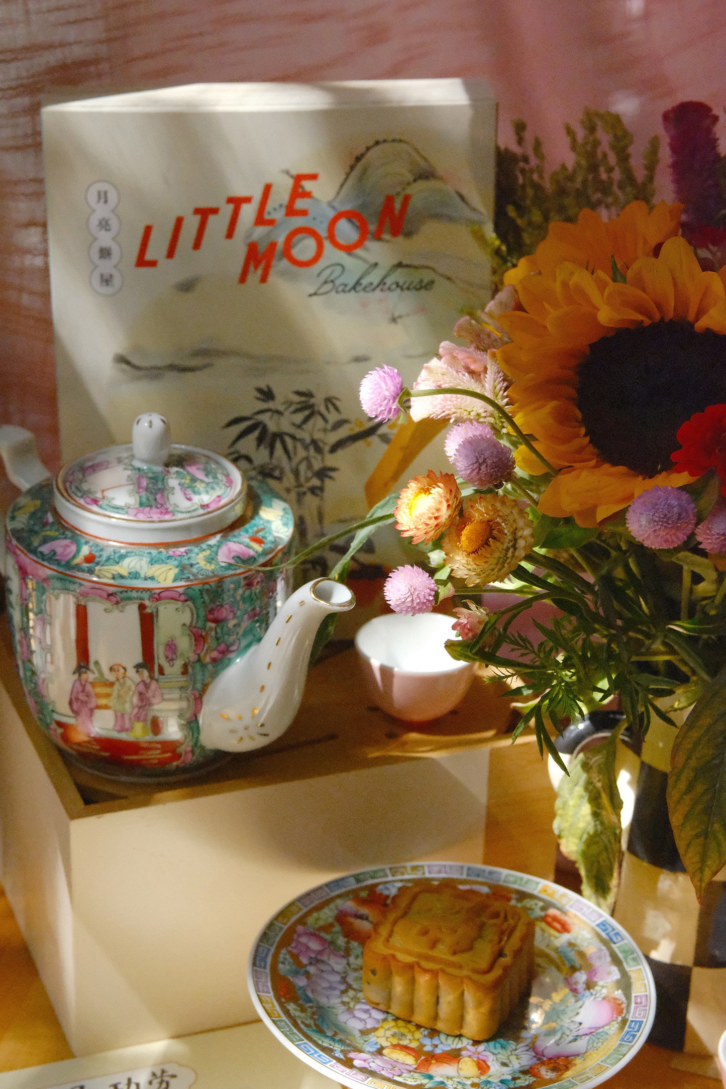 Full Size Mid Autumn Mooncake Gift Set (4 pieces) *LIMITED TIME*