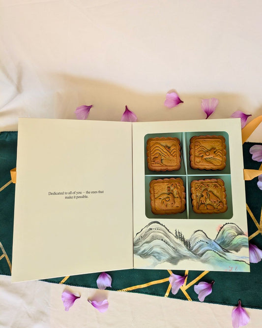 Full Size Mid Autumn Mooncake Gift Set (4 pieces) *LIMITED TIME*